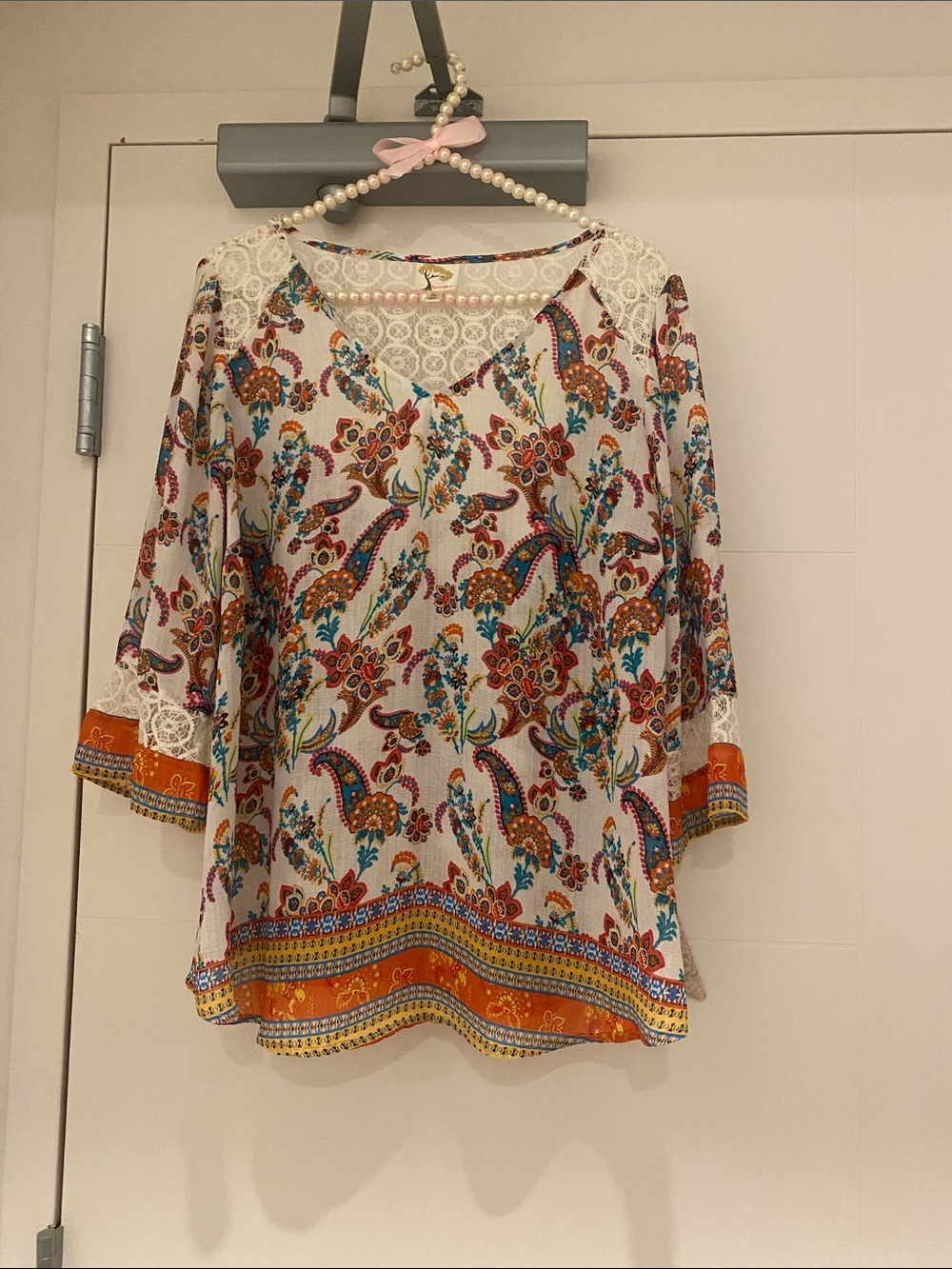 💕Boho Paisley Lace-Trim V-Neck Top - White with Orange Accents💕